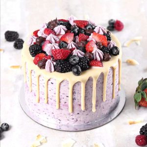 yummy-vanilla-berry-delight-cake-half-kg