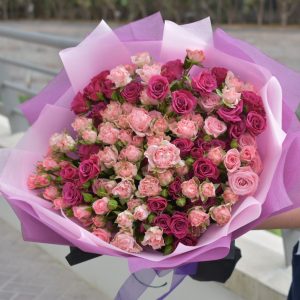 pink red baby roses bouquet